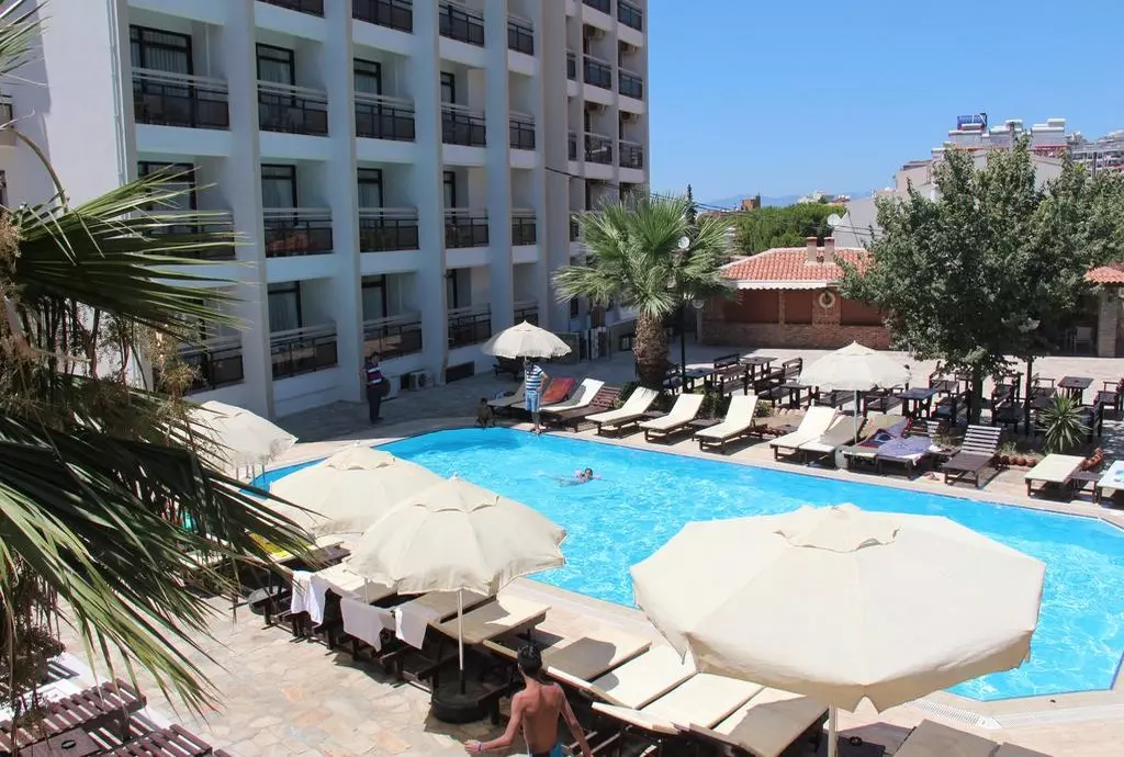 hotel esat kusadasi_shabavizparvaz_10.jpg